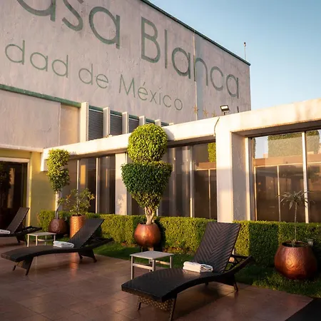 Hotel Casa Blanca