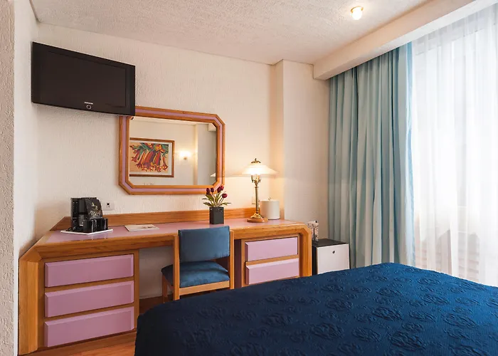 Hotel Casa Blanca 4*