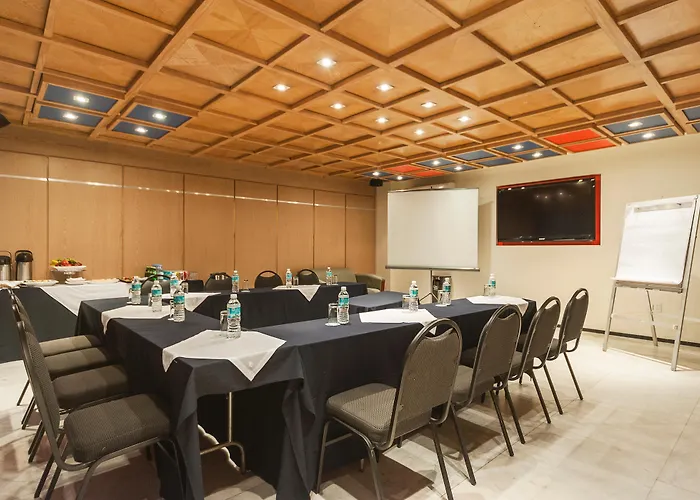 Hotel Casa Blanca 4*