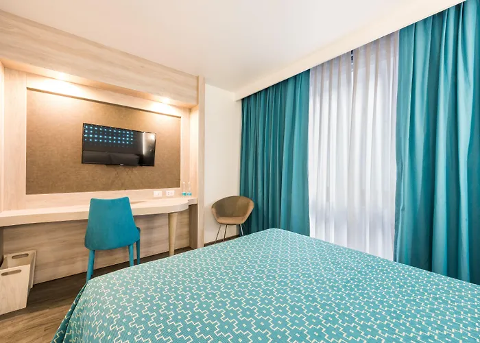 Hotel Casa Blanca 4*