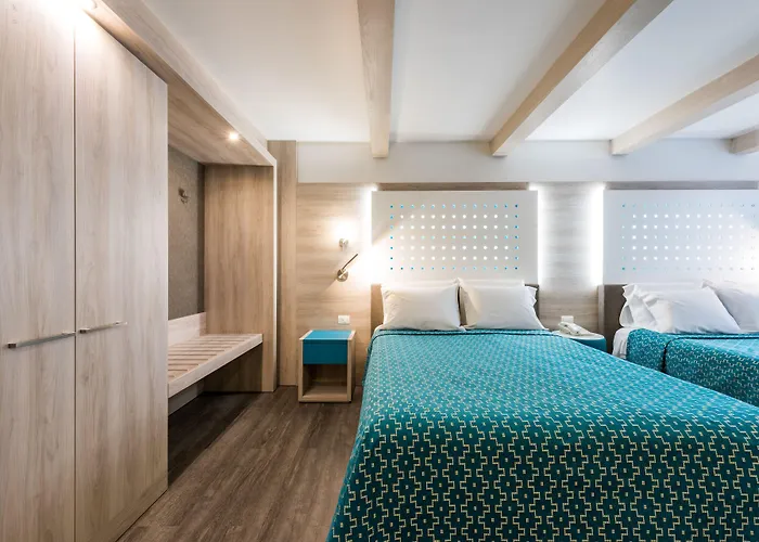 Casa Blanca Hotel 4*