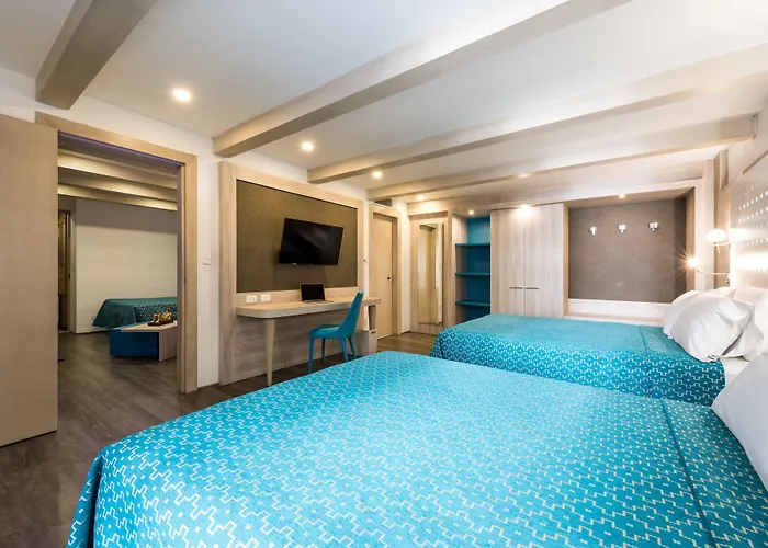 Casa Blanca Hotel 4*