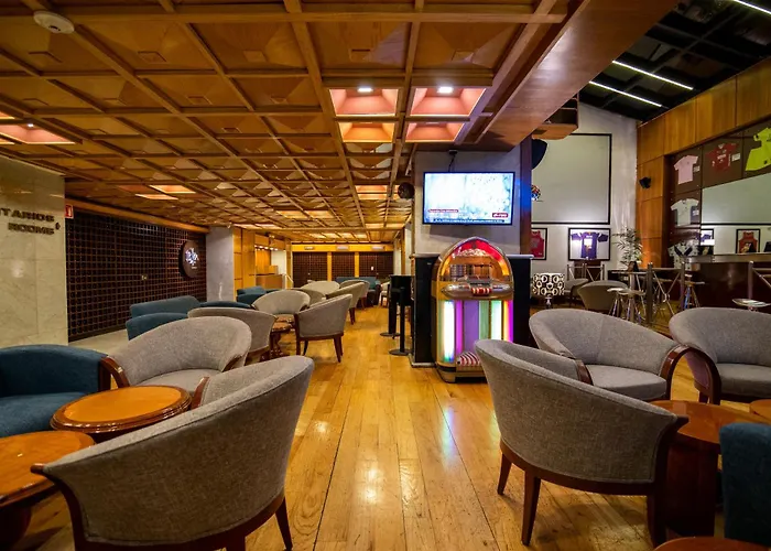 Casa Blanca 4*